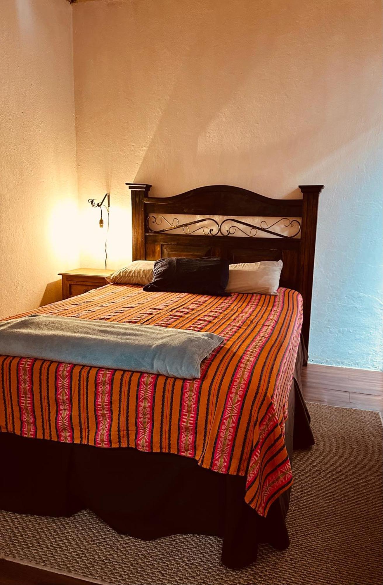 El Extranjero Hostal Antigua Exteriör bild